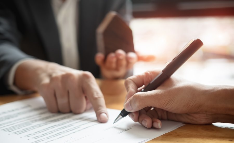 Contrato de prestação de serviços: 8 pontos para analisar antes de assinar