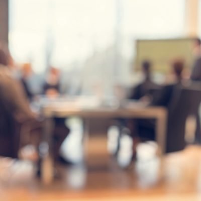 Sucessão empresarial: como preparar a continuidade de uma empresa familiar